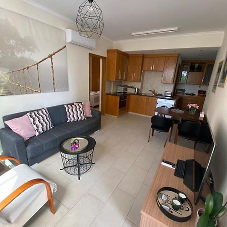 2 Bedroom Apartment, Zygos Centre Block D - By Imh Travel & Tours Paphos Eksteriør bilde