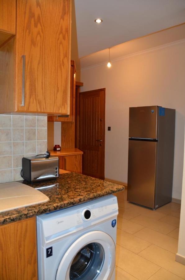 2 Bedroom Apartment, Zygos Centre Block D - By Imh Travel & Tours Paphos Eksteriør bilde