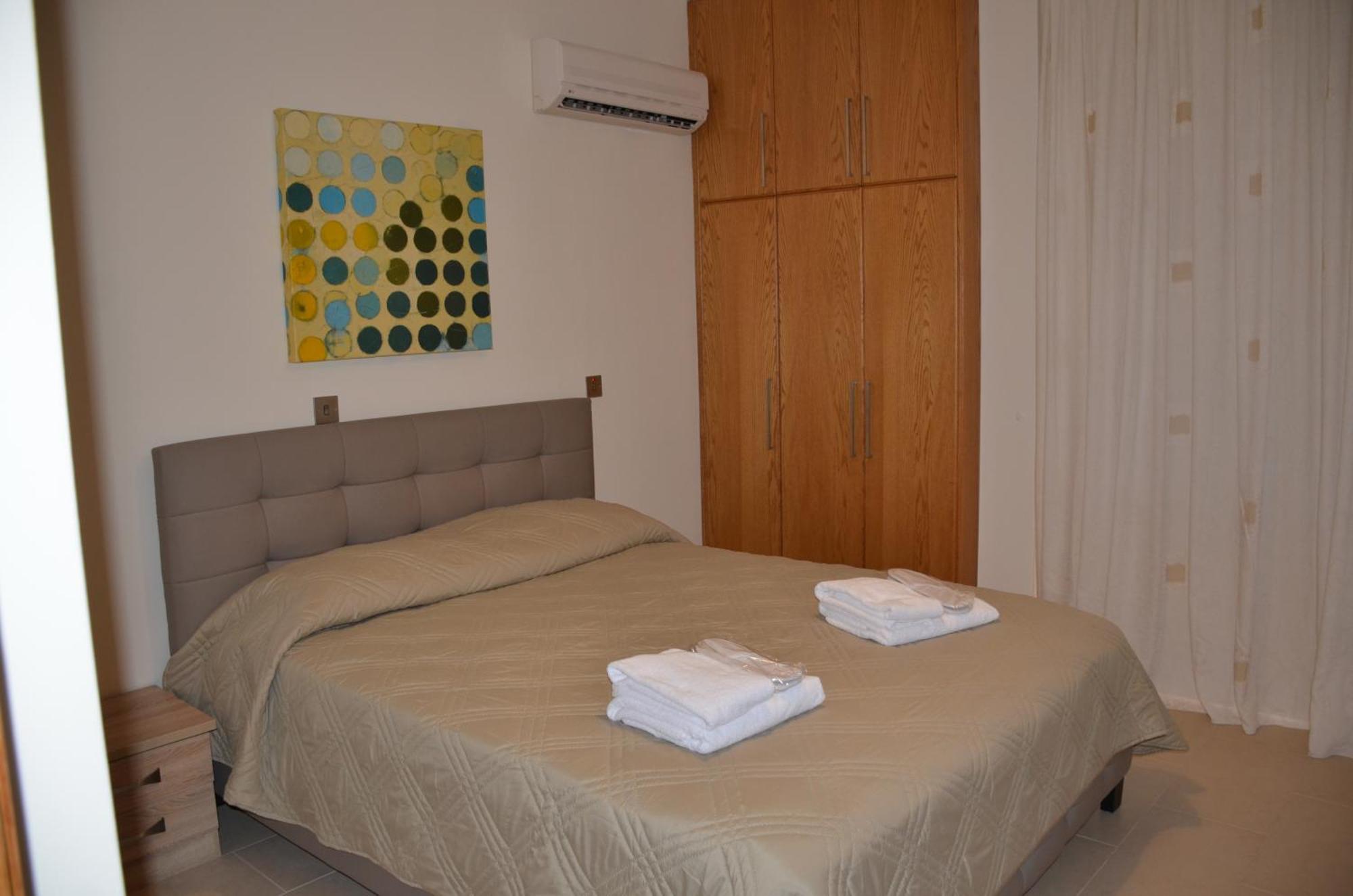 2 Bedroom Apartment, Zygos Centre Block D - By Imh Travel & Tours Paphos Eksteriør bilde