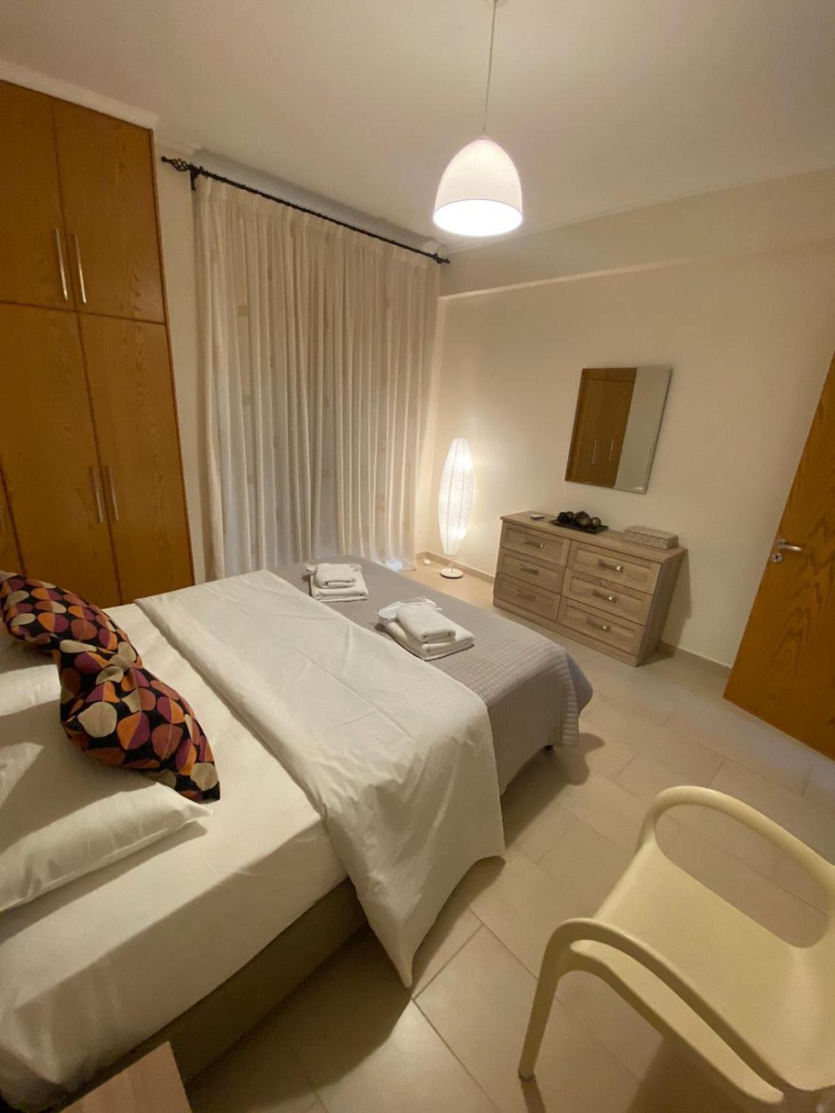 2 Bedroom Apartment, Zygos Centre Block D - By Imh Travel & Tours Paphos Eksteriør bilde