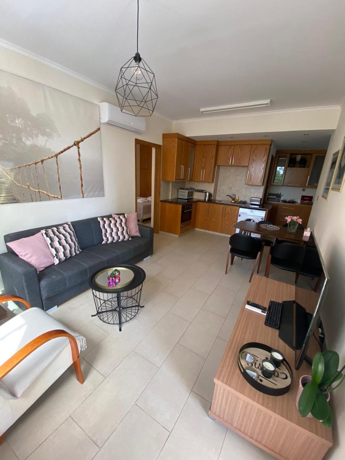 2 Bedroom Apartment, Zygos Centre Block D - By Imh Travel & Tours Paphos Eksteriør bilde