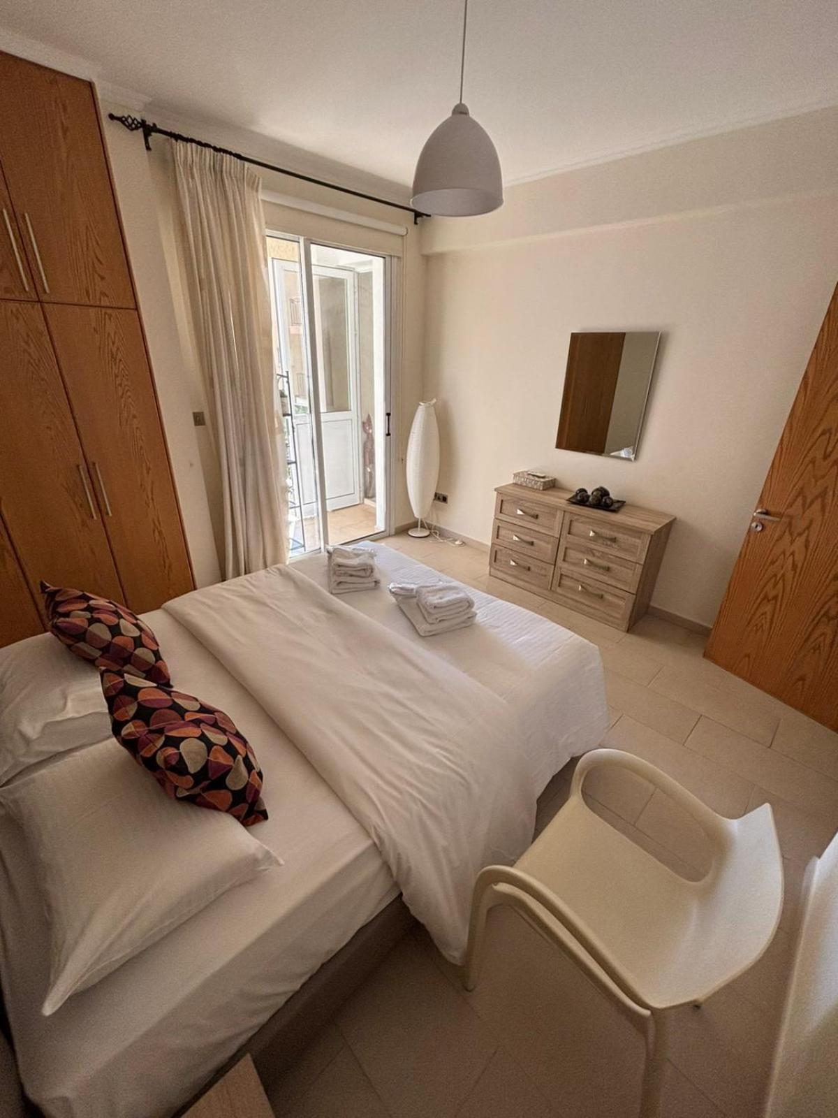 2 Bedroom Apartment, Zygos Centre Block D - By Imh Travel & Tours Paphos Eksteriør bilde