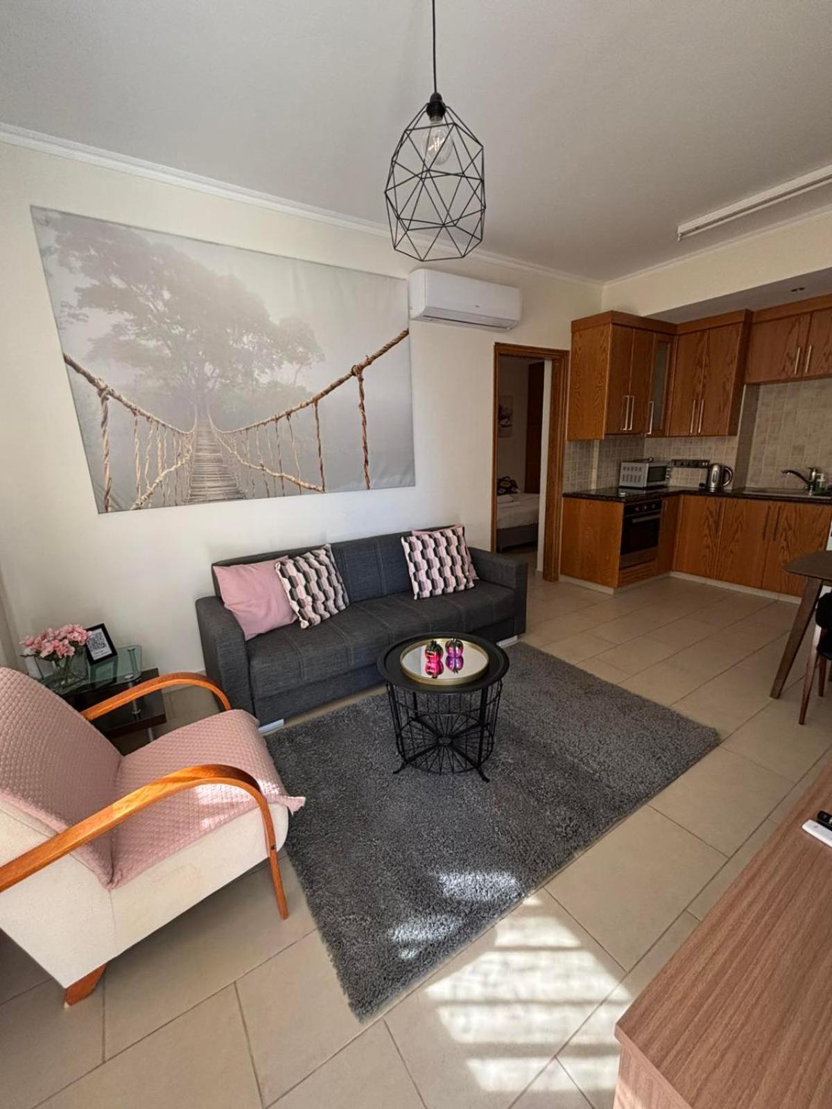 2 Bedroom Apartment, Zygos Centre Block D - By Imh Travel & Tours Paphos Eksteriør bilde